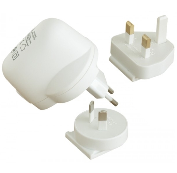 93-808-05620_Traveler_USB_Reiseadapter USB Netzteil mit 4x Reiseadapter England British Australien USA Europa