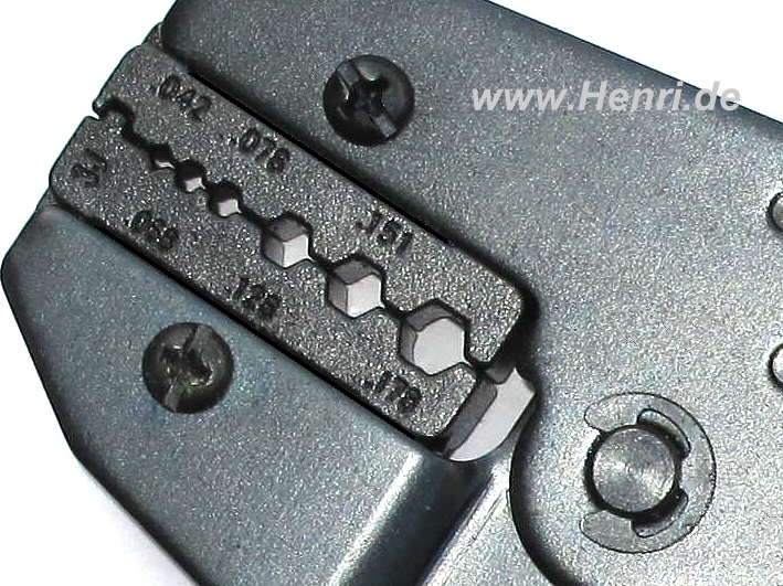 Crimpzange-SMA-SMB-BNC-MIL-SC-ST-MCX-97-905-05000-B0